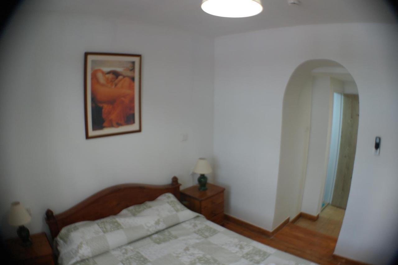 Harrys Inn Guesthouse Larnaca Buitenkant foto